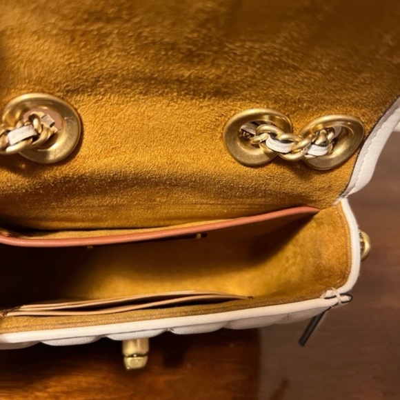 Coach Madison Shoulder Bag 16 With Quilting - Picture 6 of 11